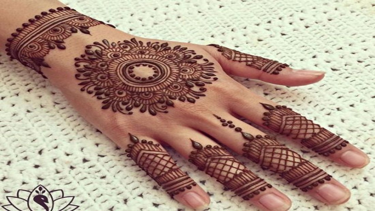 Simple bracelet mehndi design with ring  ring mehndi design for girls   cute bracelet henna 2020  YouTube