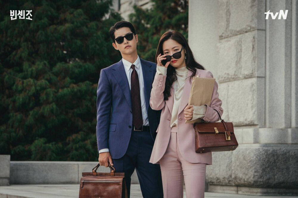 vincenzo and hong cha-young dressed up with sunglasses